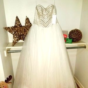 Jewel Tulle Wedding Dress w/ Crystals (NEW, ivory)